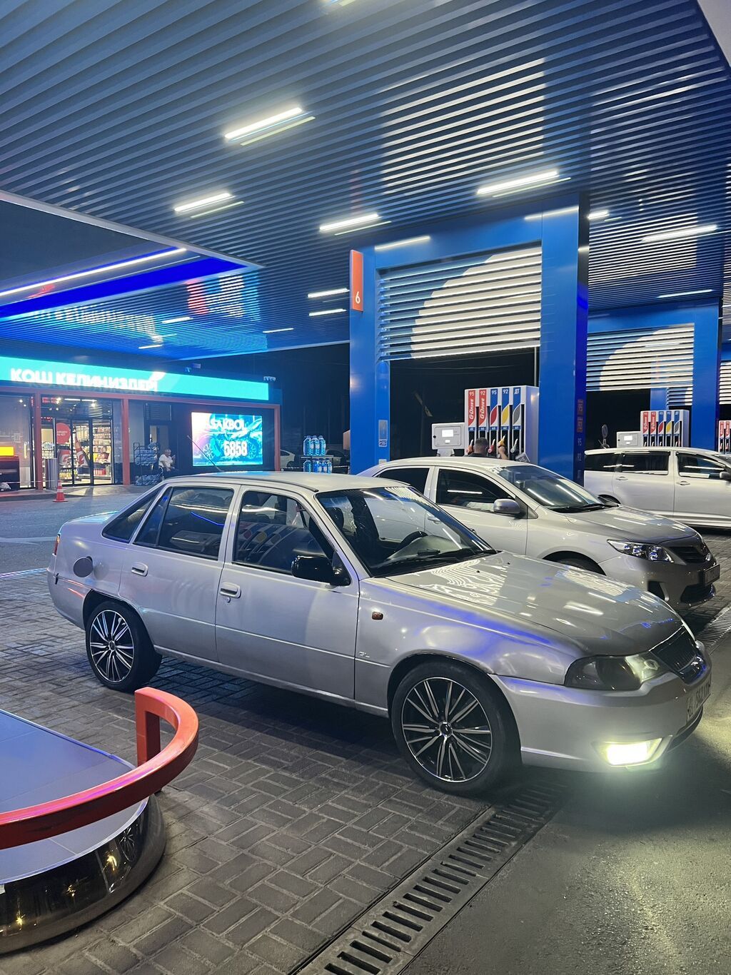 Daewoo Nexia: 2010 г., 1.6 л, Механика, Бензин, Седан: фото 2