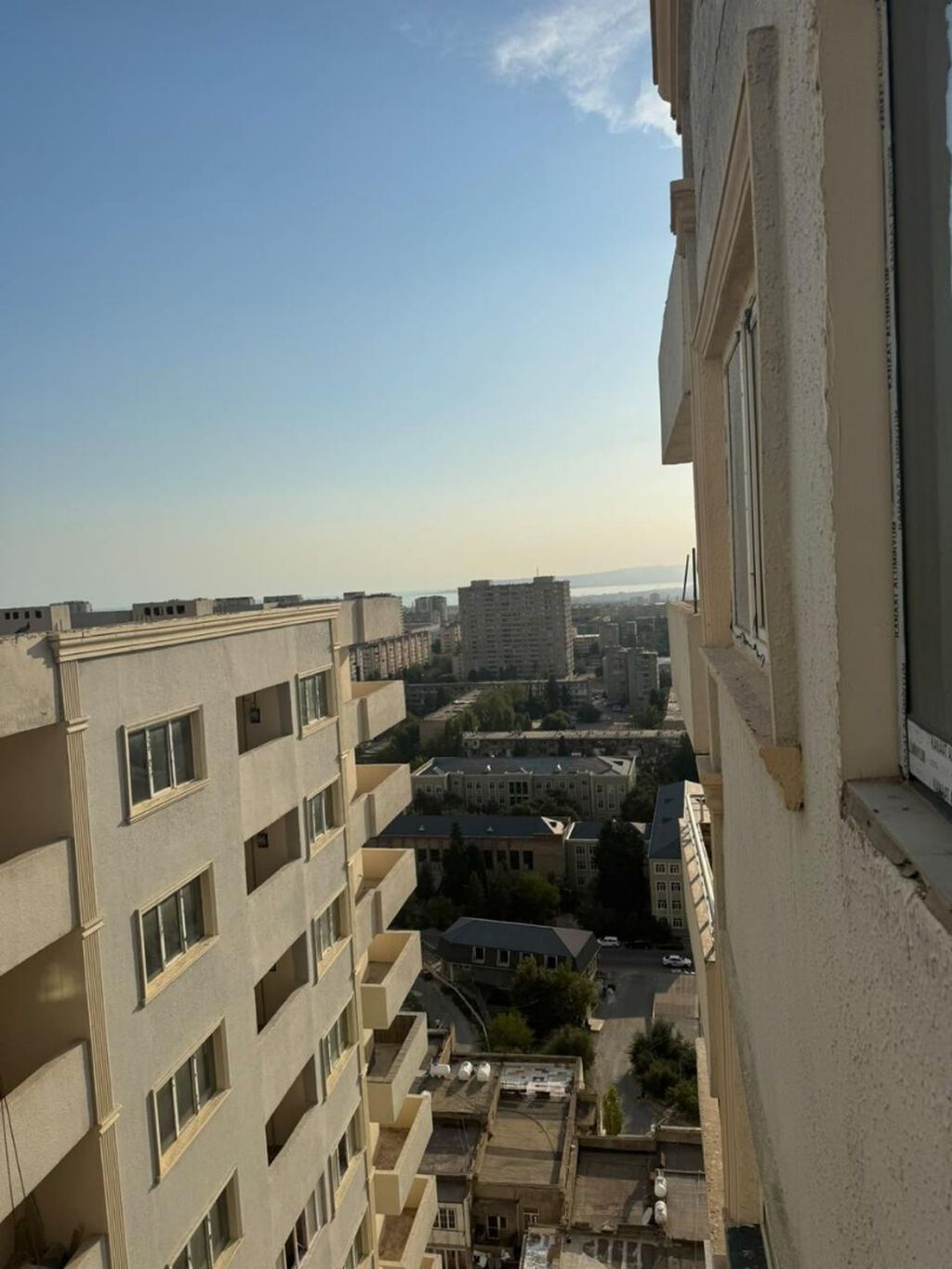 3 otaqlı, Yeni tikili, m. Xalqlar Dostluğu, 72 kv. m