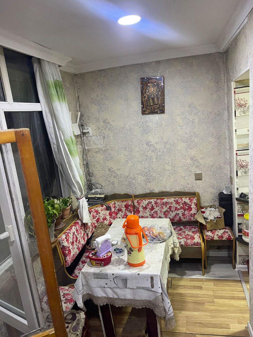 Bakı, Sabunçu qəs., 3 otaqlı, Köhnə tikili, m. Koroğlu, 50 kv. m