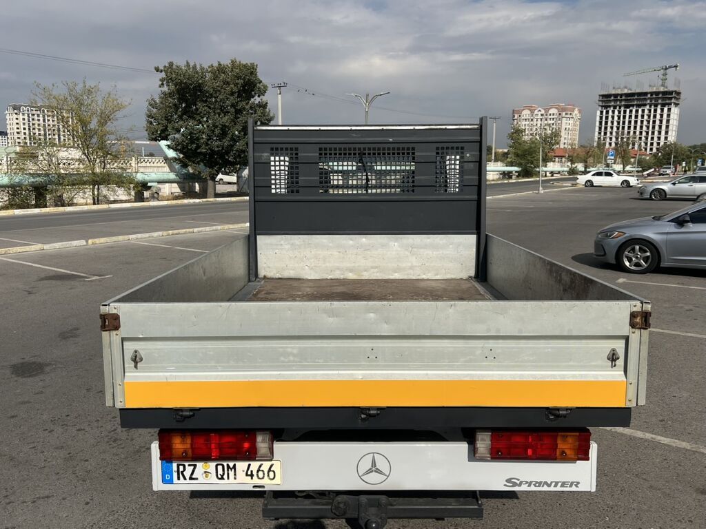 Mercedes-Benz Sprinter 313 CDI двурядная кабина с бортовой платформой: фото 6