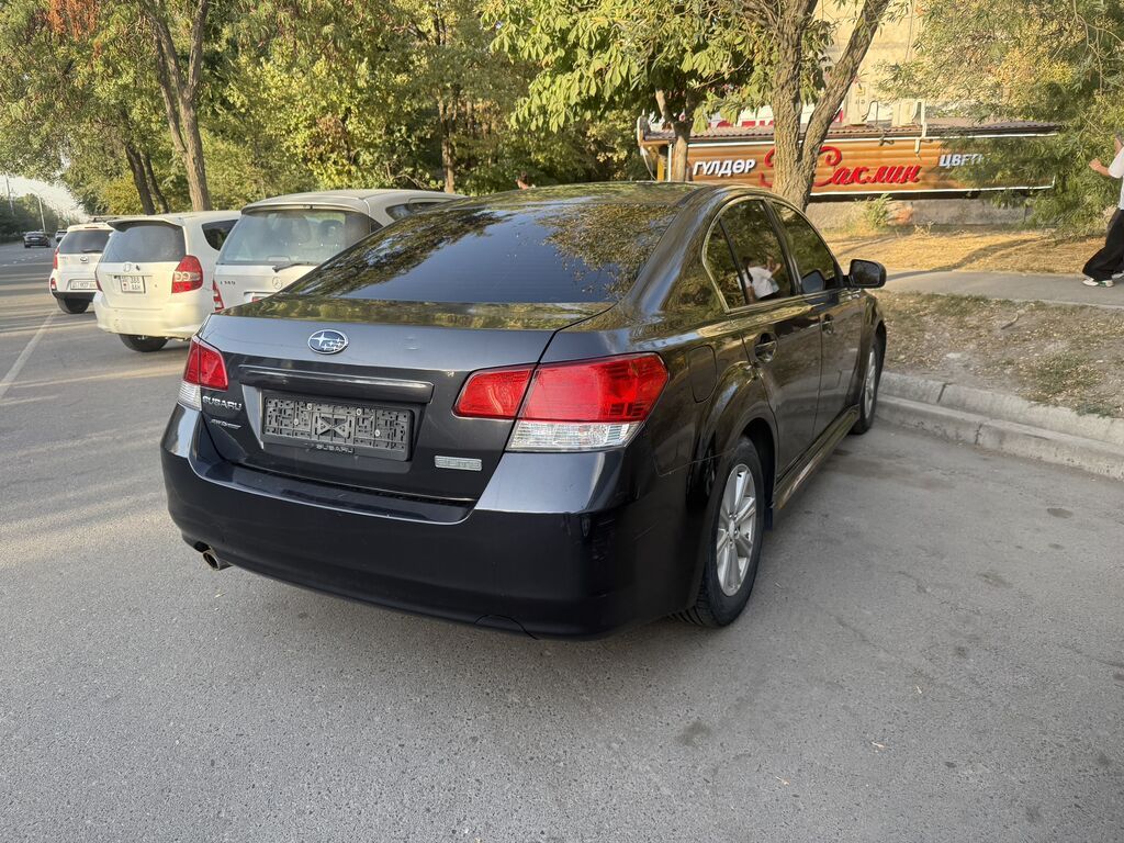 Subaru Legacy: 2011 г., 2.5 л, Вариатор, Бензин, Седан: фото 3