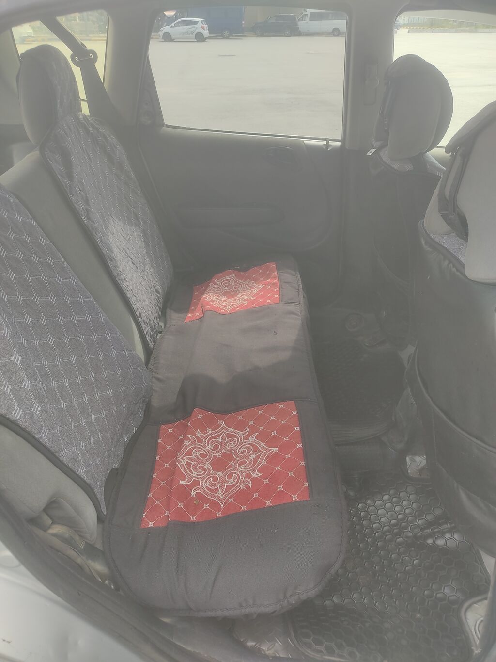 Honda Fit: 2002 г., 1.3 л, Автомат, Бензин, Хэтчбэк: фото 6