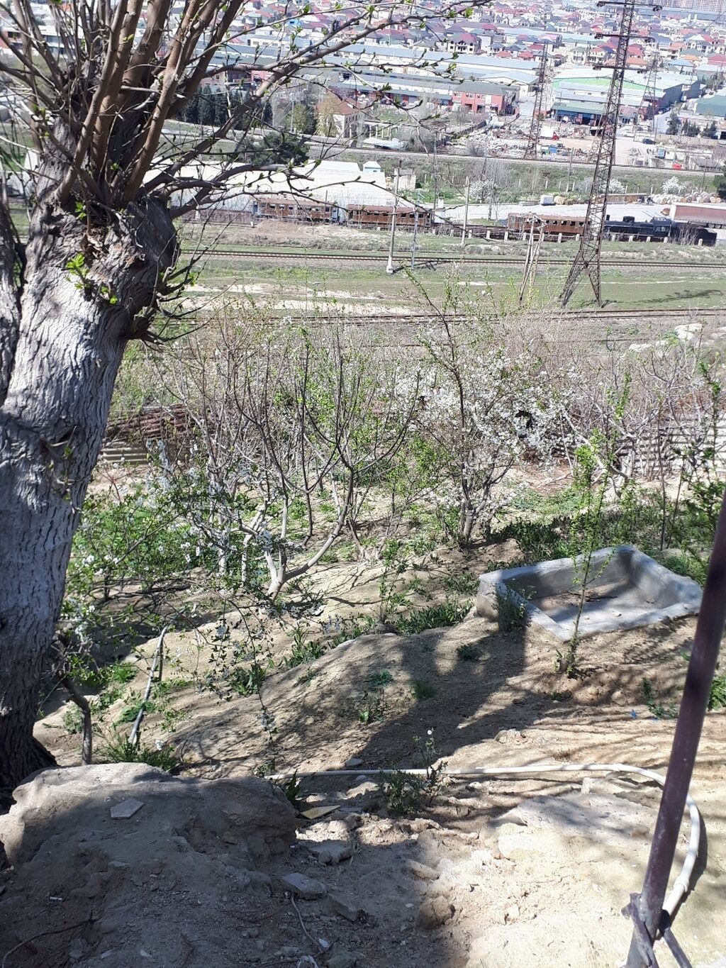 Binəqədi qəs. 9 otaq, 800 kv. m, Yeni təmirli