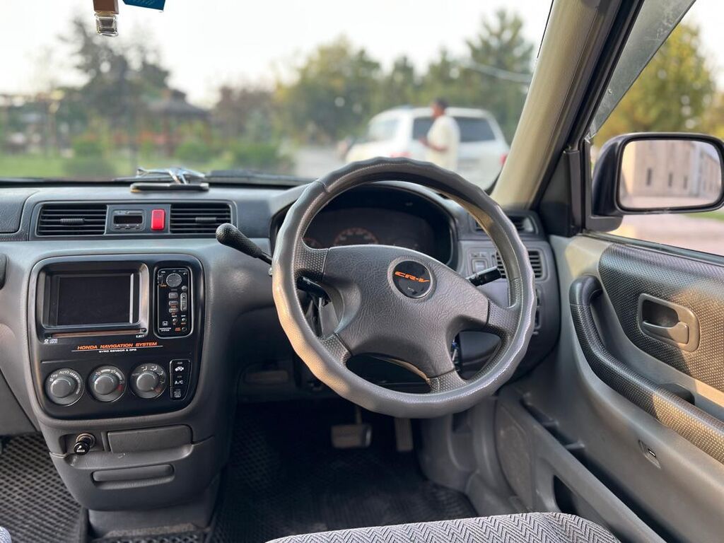 Honda CR-V: 1996 г., 2 л, Автомат, Бензин, Кроссовер: фото 6