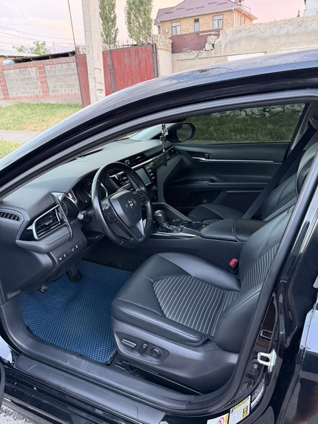Toyota Camry: 2019 г., 2.5 л, Автомат, Бензин, Седан: фото 4