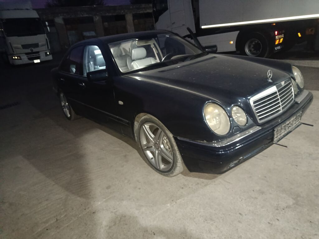Mercedes-Benz E-Class: 1998 г., 4.3 л, Автомат, Бензин, Седан: фото 7
