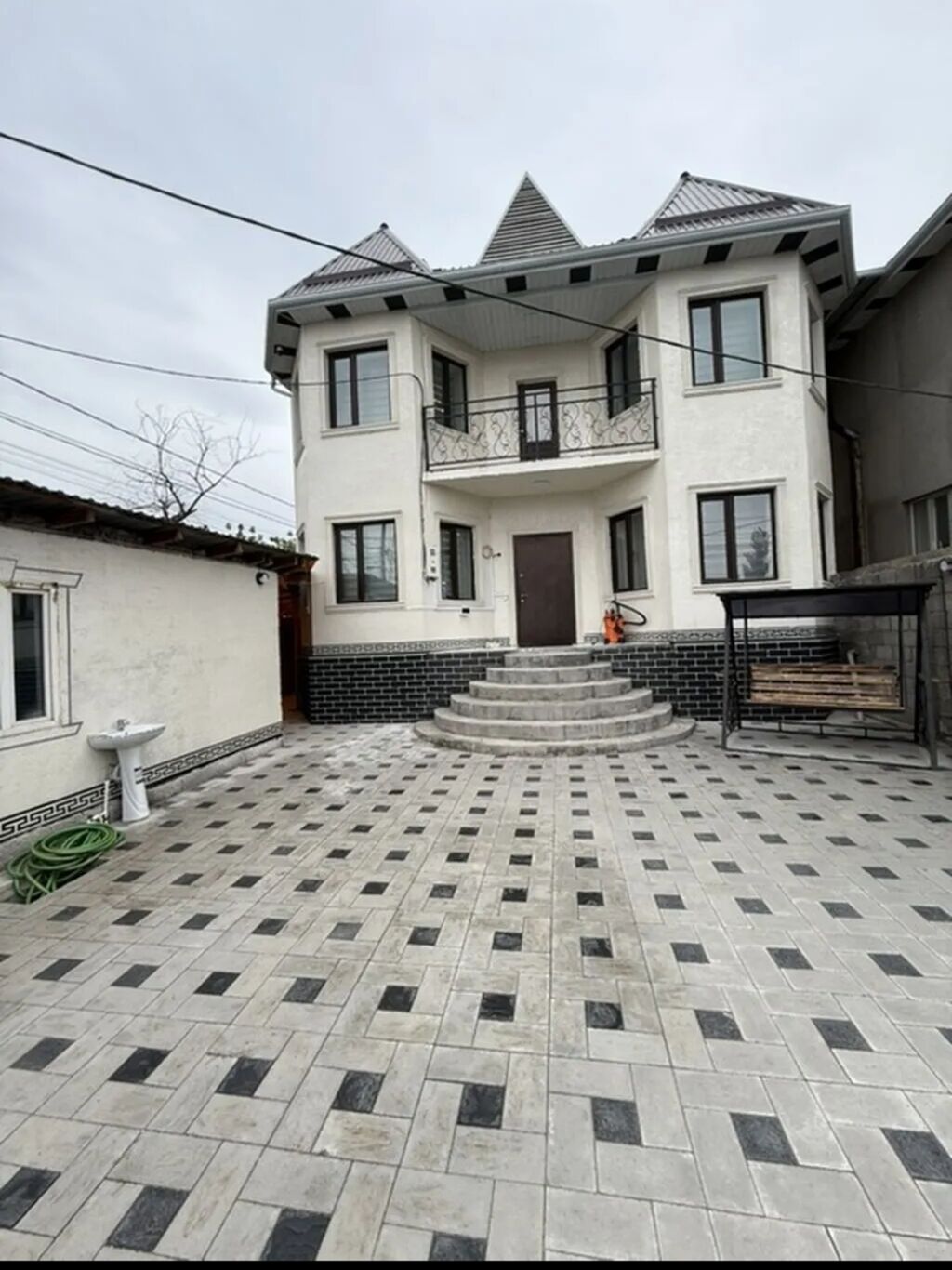200 м², 6 комнат, Церковь: фото 1