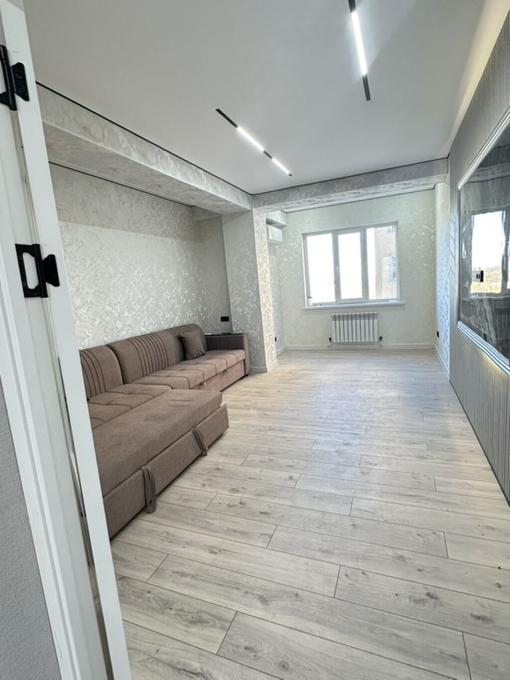 2 комнаты, 66 м², Молодая Гвардия 106 серия, 6 этаж, Дизайнерский ремонт: фото 1