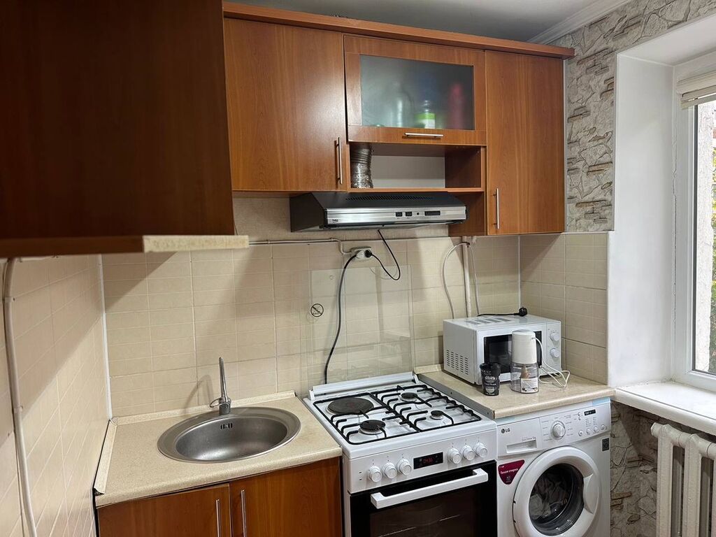 1 комната, 33 м², Индивидуалка, 2 этаж, Дизайнерский ремонт: фото 3