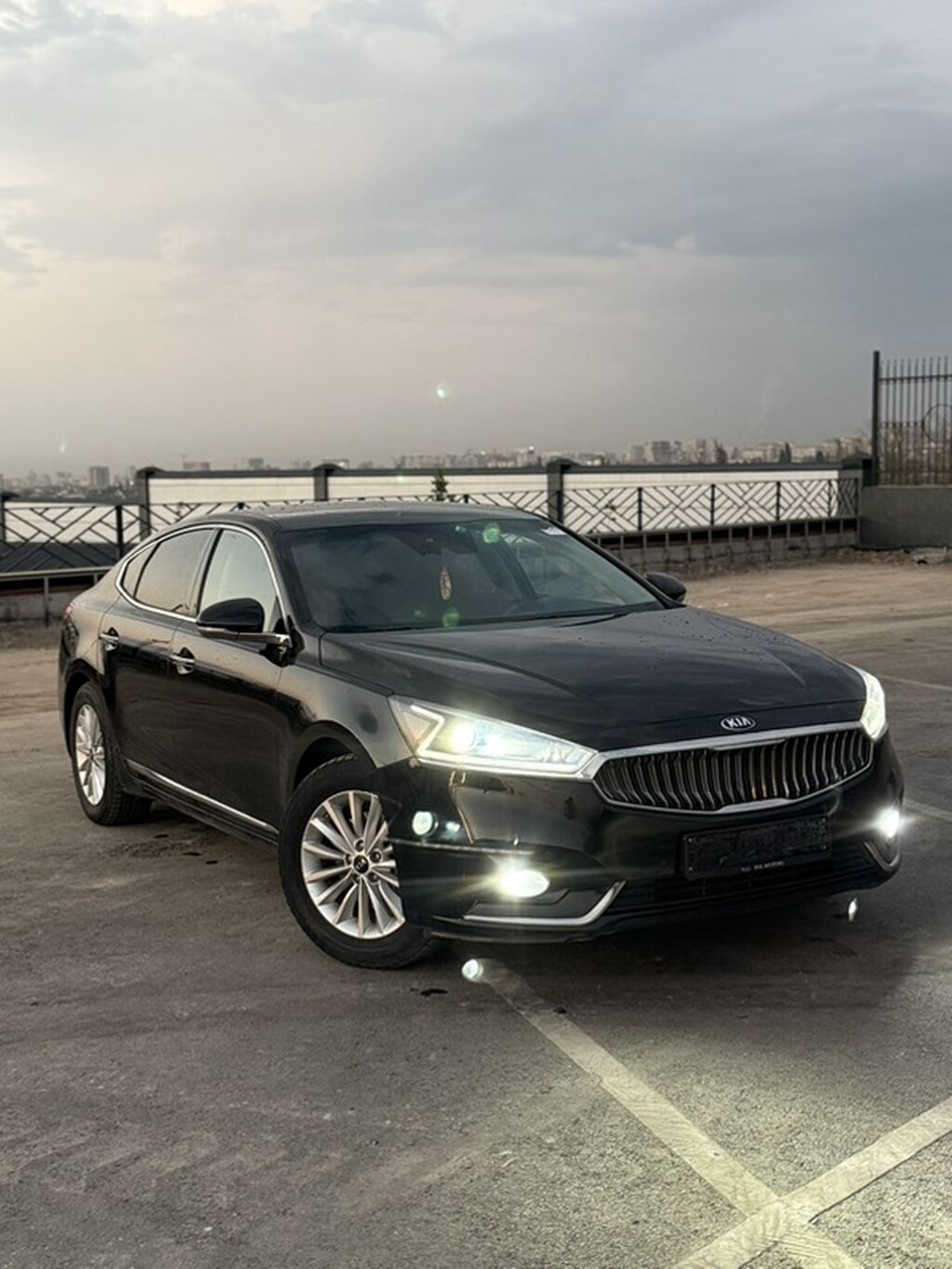 Kia Cadenza 2018, 3 л, автомат, газ, седан: фото 2