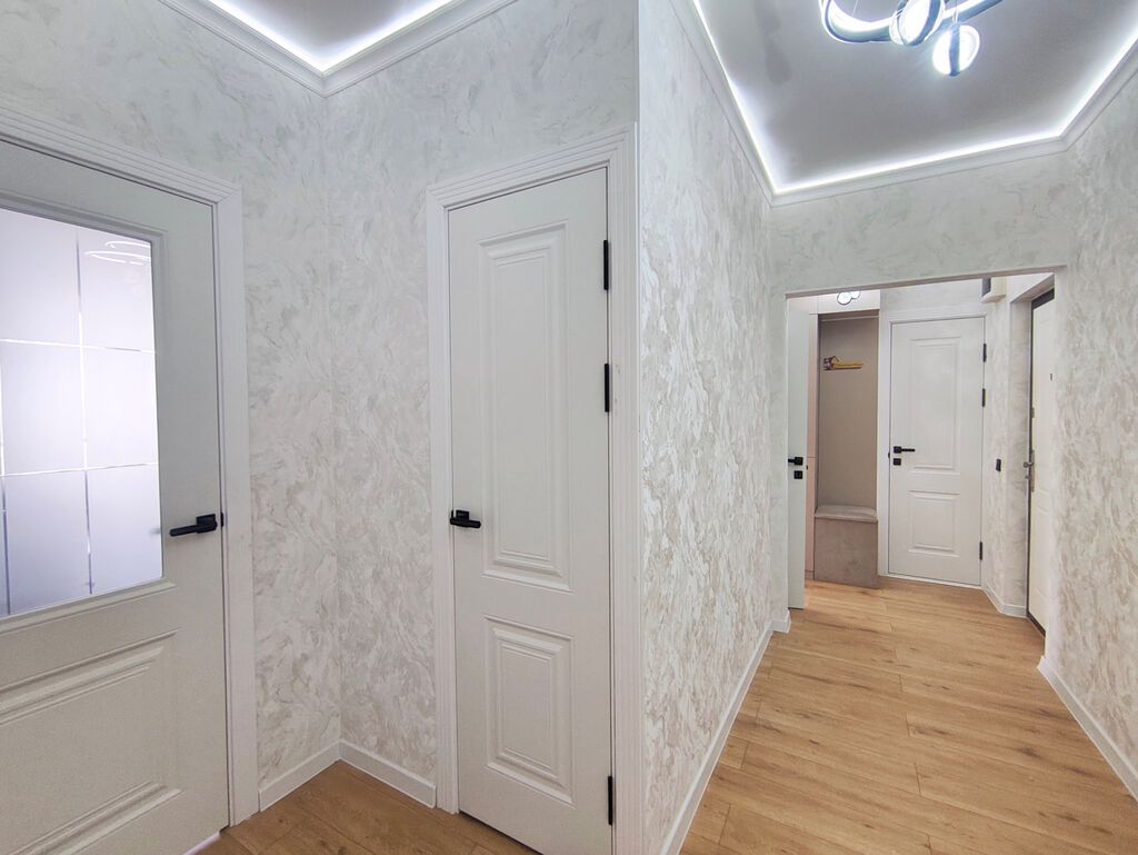 2 комнаты, 70 м², АЮ Гранд 108 серия, 6 этаж, Евроремонт: фото 2