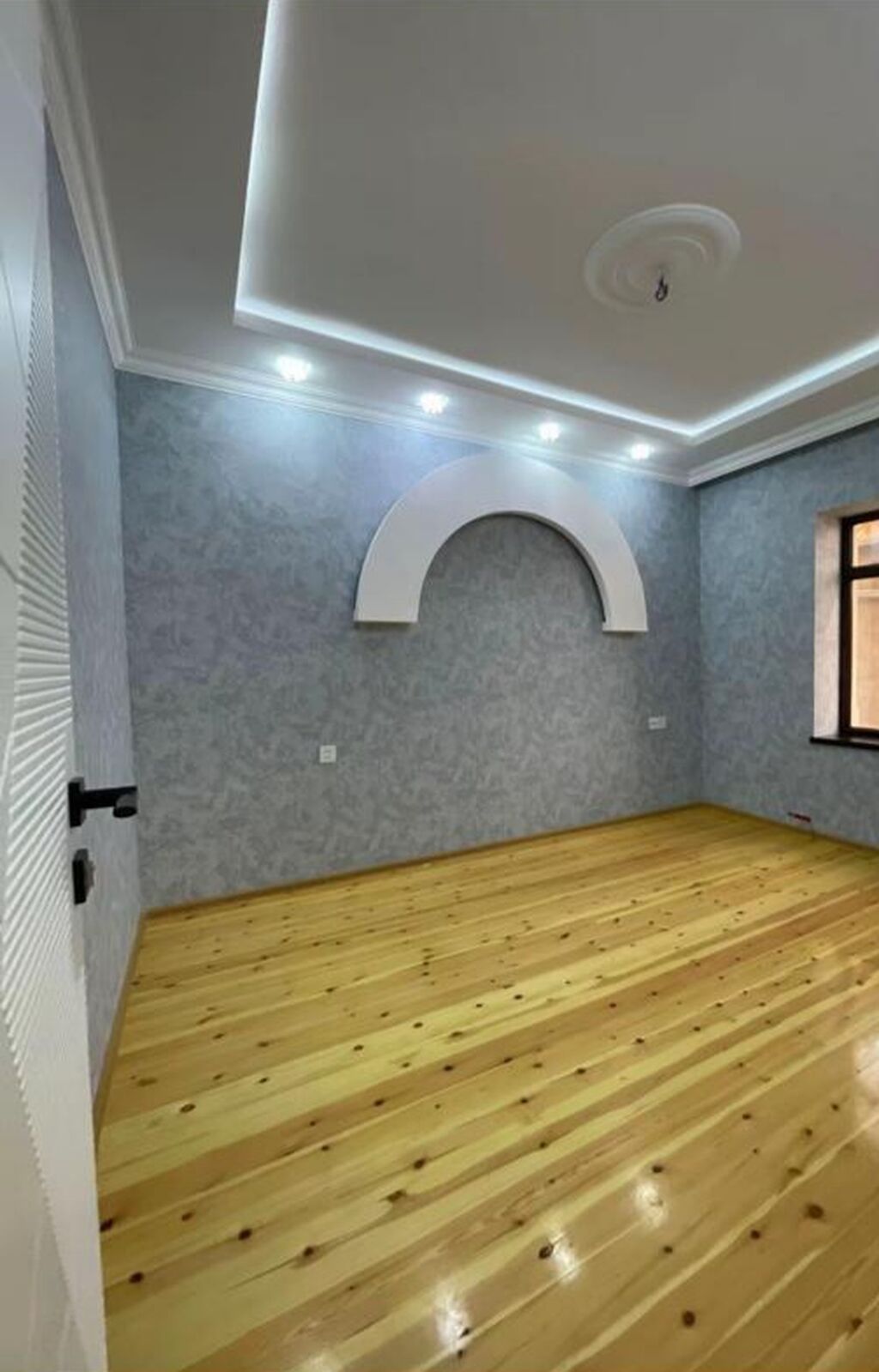 6 otaqlı, 280 kv. m, Kredit var, Yeni təmirli