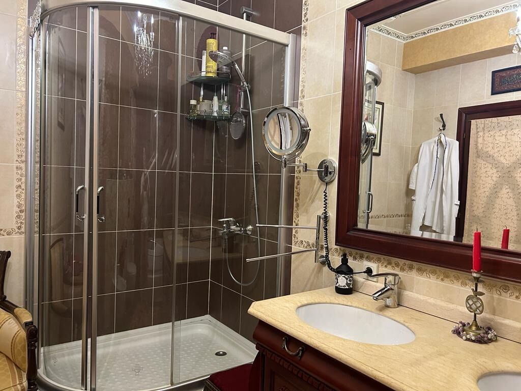 5 и более комнат, 153 м², Золотой квадрат Элитка, 2 этаж, Дизайнерский ремонт: фото 8
