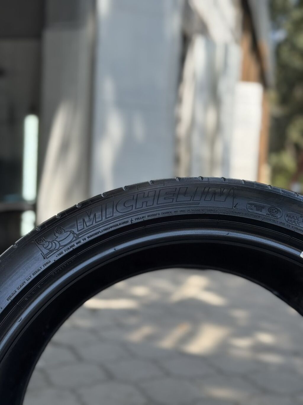 Шины Michelin Pilot Sport 4S, размер 275/35 ZR20 102Y (Extra Load). -: фото 1