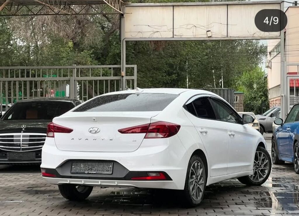 Hyundai Avante: 2018 г., 1.6 л, Типтроник, Бензин, Седан: фото 3