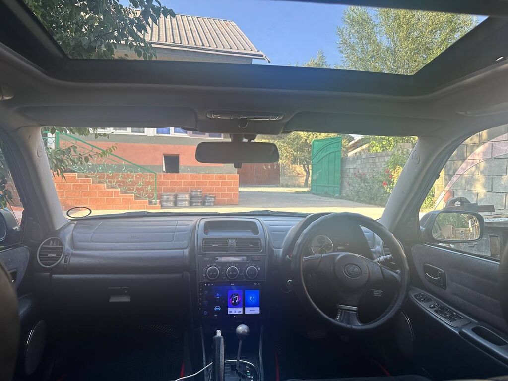 Lexus IS: 2003 г., 2 л, Автомат, Бензин, Седан: фото 6