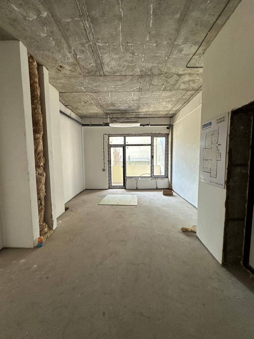 4 комнаты, 205 м², АУЦА Элитка, 1 этаж, ПСО (под самоотделку): фото 5