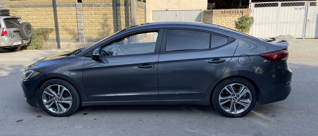 Hyundai Avante: 2016 г., 1.6 л, Автомат, Бензин, Седан: фото 8