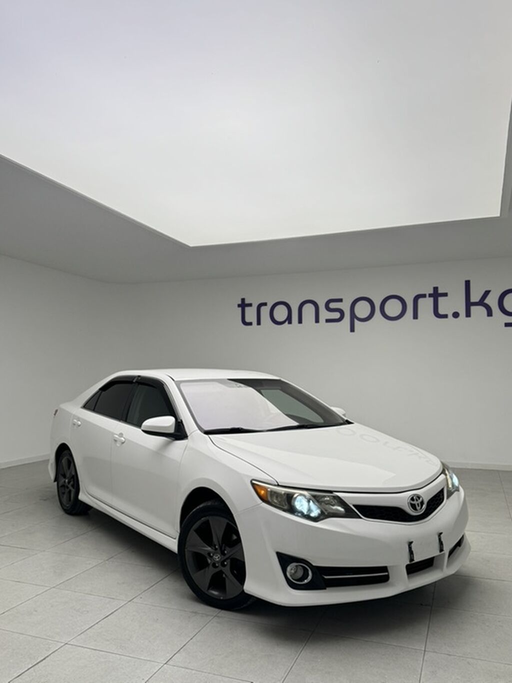 Toyota Camry: 2014 г., 2.5 л, Автомат, Бензин, Седан: фото 3