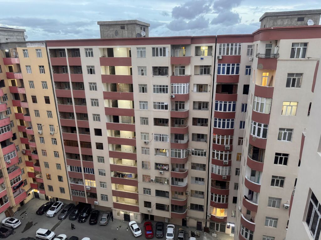 3 otaqlı, Yeni tikili, 134 kv. m