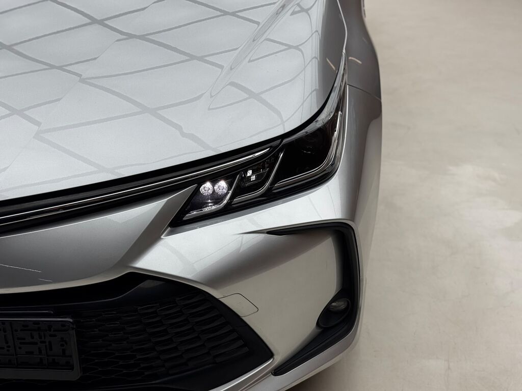 Toyota Corolla: 2023 г., 1.8 л, Вариатор, Гибрид, Седан: фото 4