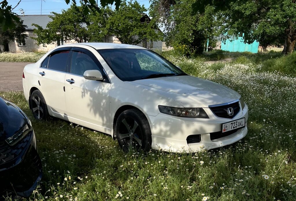 Honda Accord: 2003 г., 2 л, Автомат, Бензин, Седан: фото 5