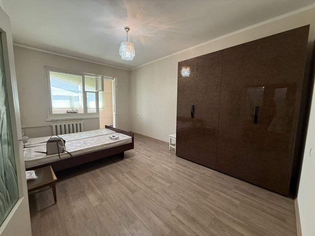 1 комната, 40 м², 12 мкр 106 серия, 9 этаж, Косметический ремонт: фото 2
