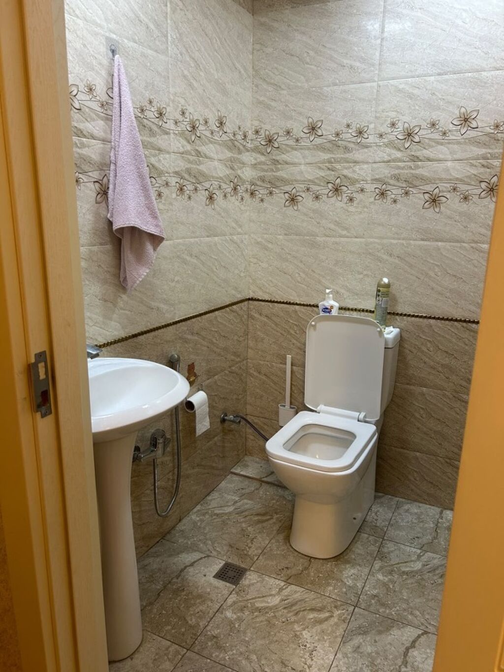 Sexsi evimdi yuksek ve keyfiyyetli materiallardan istifade olunub