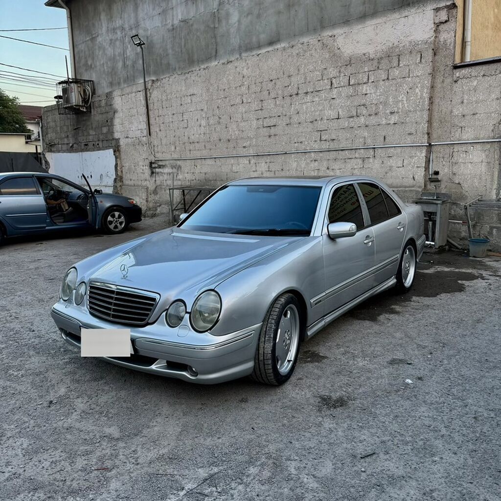 Mercedes-Benz E-Class: 2001 г., 3.2 л, Автомат, Бензин, Седан: фото 2