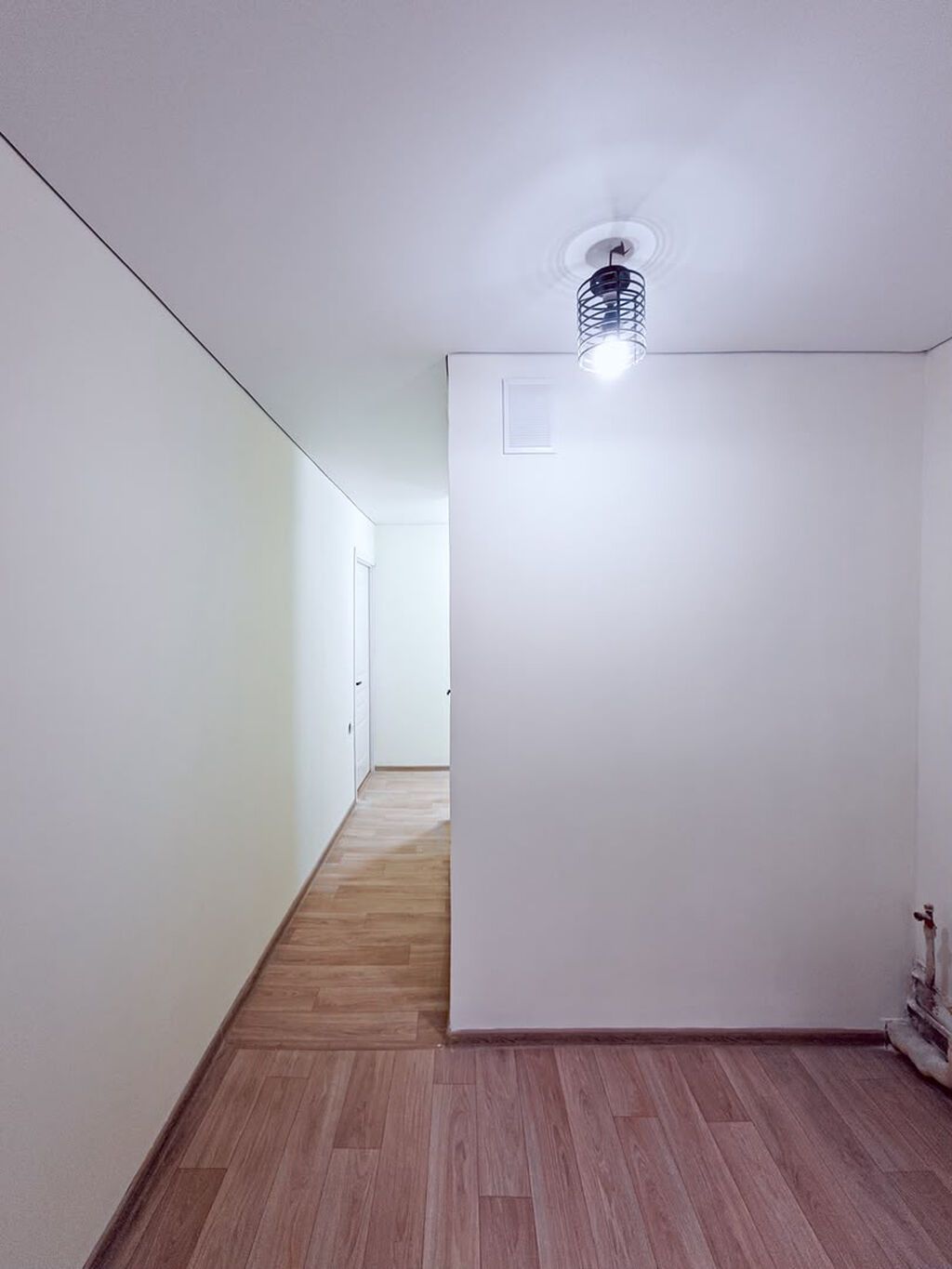 1 комната, 35 м², 8 мкр 104 серия, 1 этаж, Свежий ремонт: фото 4