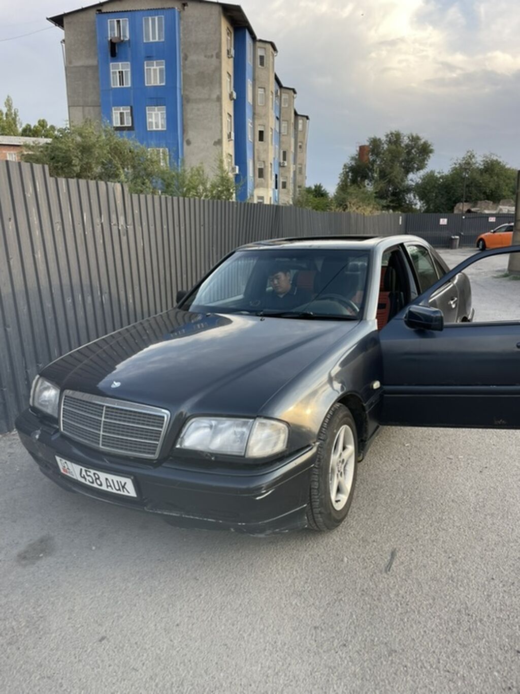 Mercedes-Benz C-Class: 1999 г., 1.8 л, Механика, Бензин, Седан: фото 2