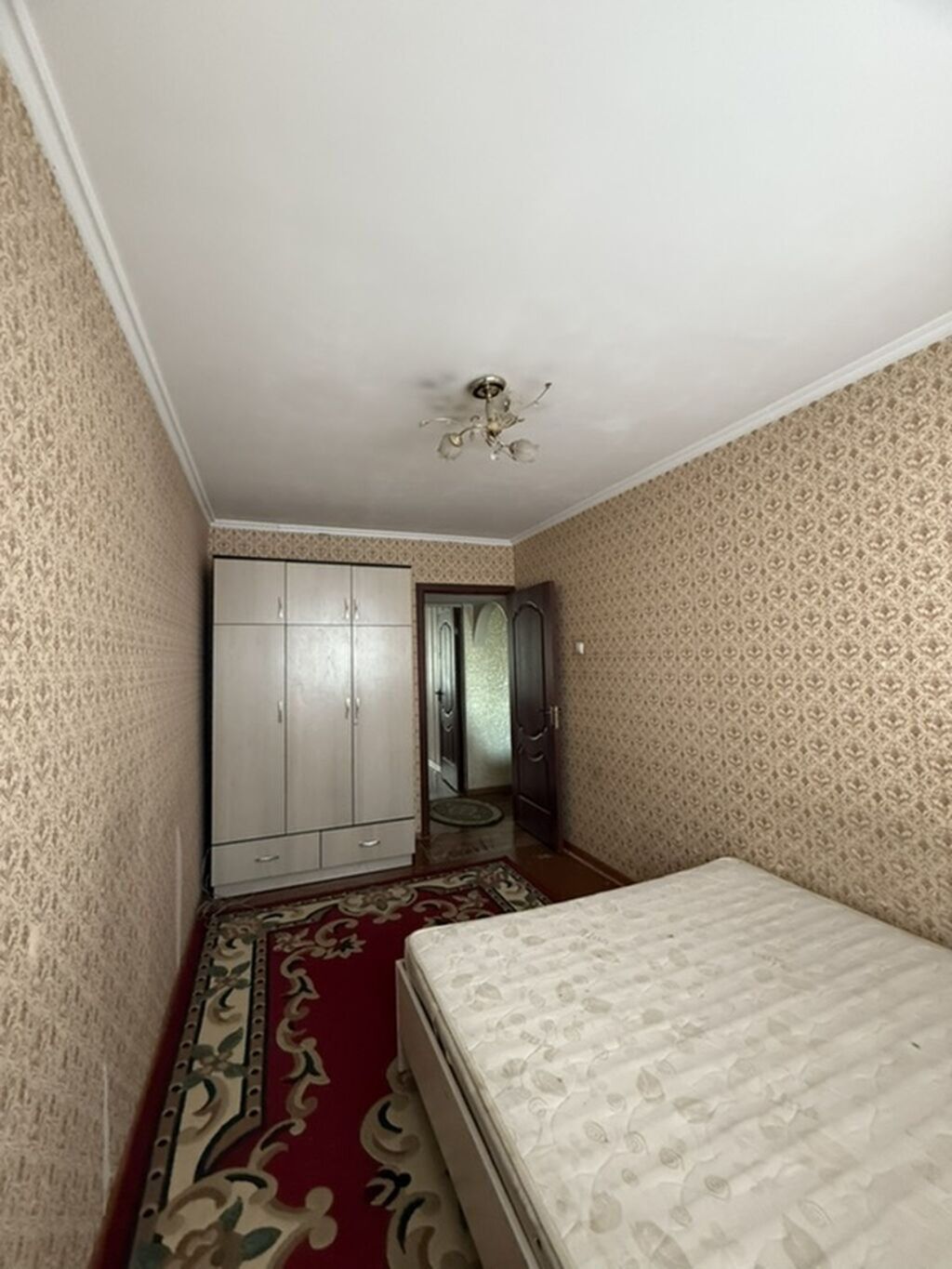 3 комнаты, 58 м², 1000 мелочей (Карпинка) 104 серия, 4 этаж: фото 5