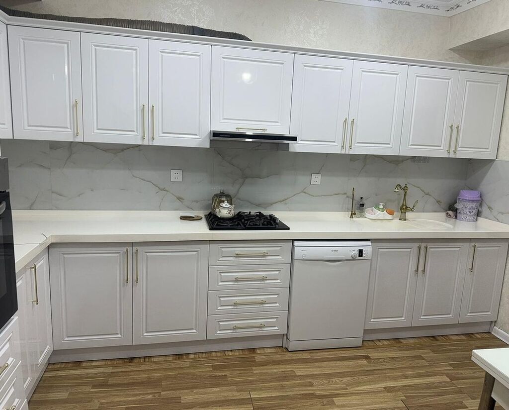 3 otaqlı, Yeni tikili, 147 kv. m