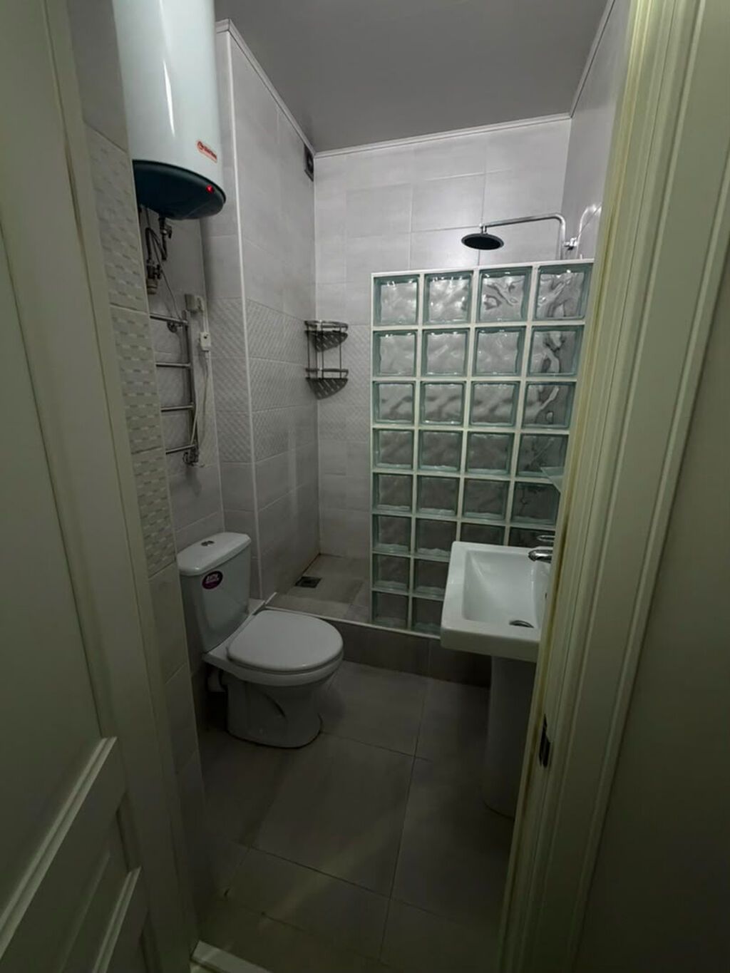 1 комната, 46 м², АЮ Гранд Элитка, 1 этаж, Евроремонт: фото 4