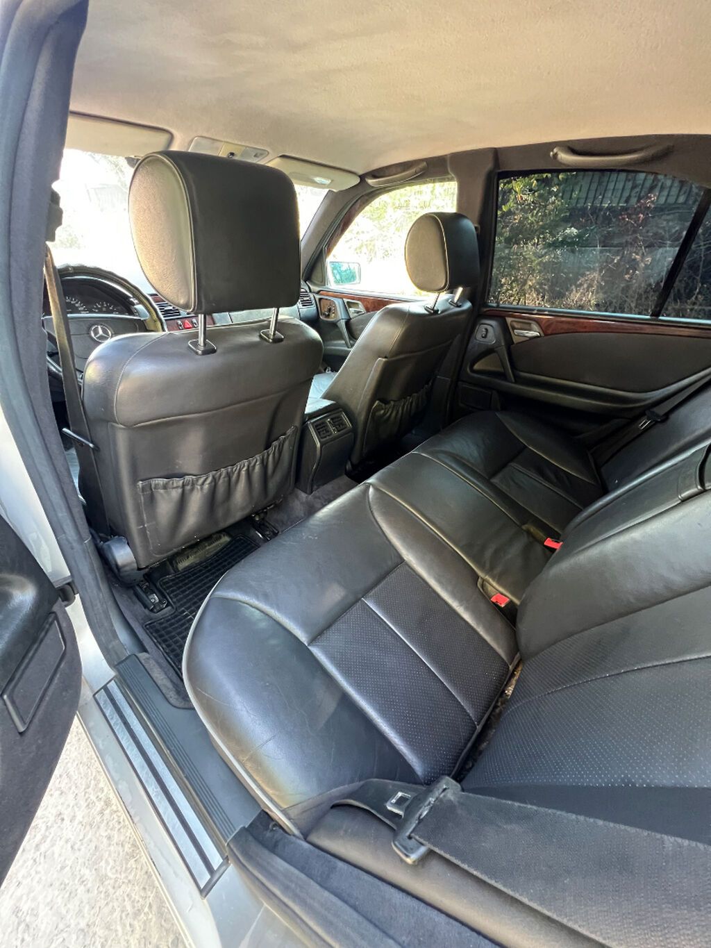 Mercedes-Benz E-Class: 1996 г., 3.2 л, Автомат, Газ, Седан: фото 2