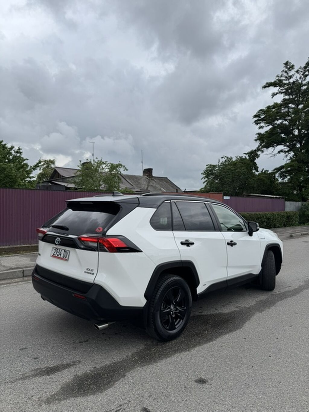 Toyota RAV4: 2019 г., 2.5 л, Автомат, Гибрид, Кроссовер — фото 4
