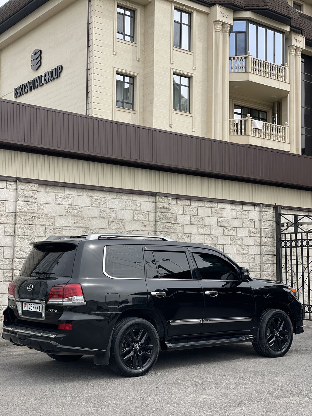 Lexus LX: 2012 г., 5.7 л, Автомат, Газ, Внедорожник: фото 2