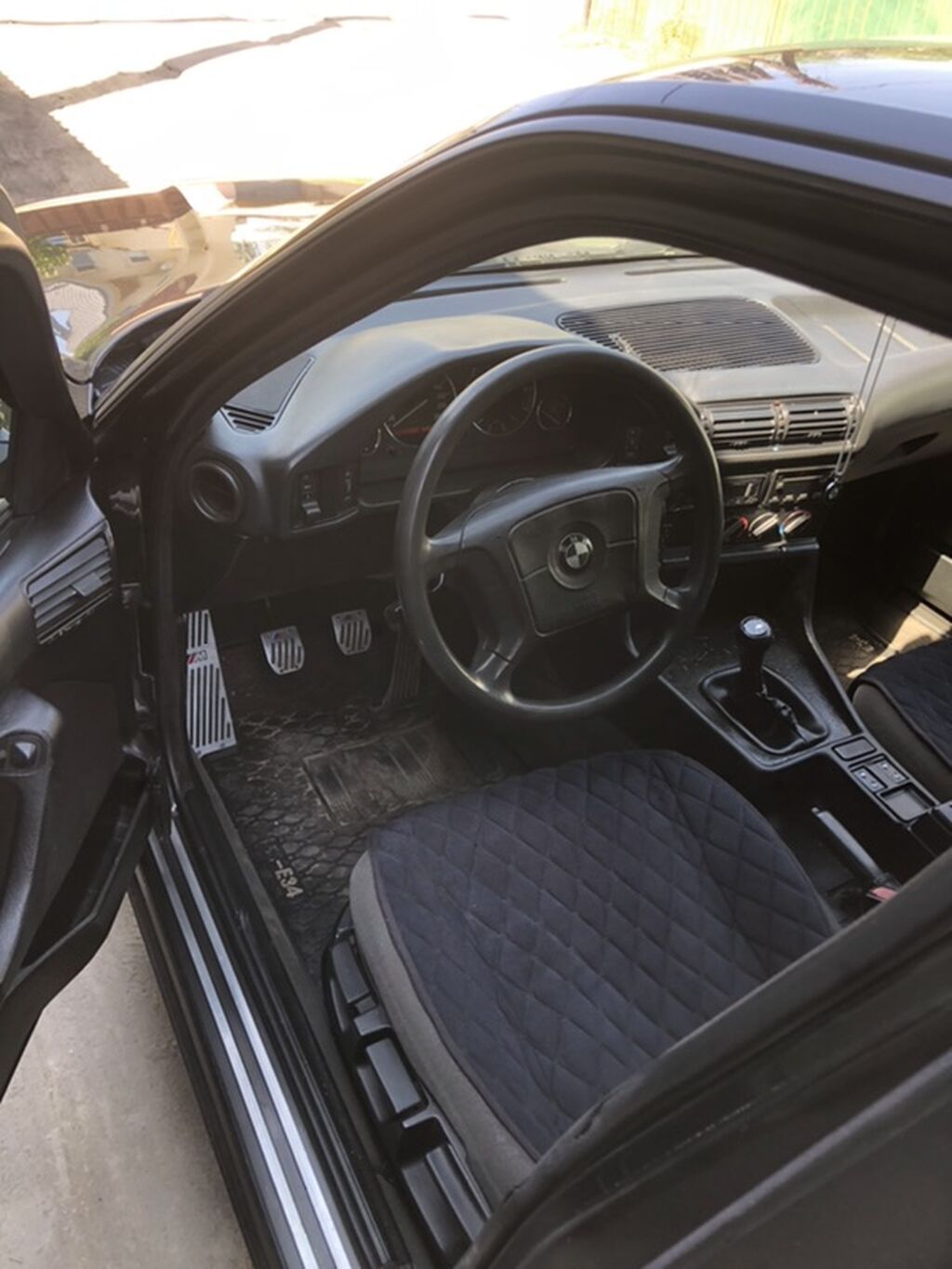 BMW 5 series: 1994 г., 2 л, Механика, Седан: фото 6