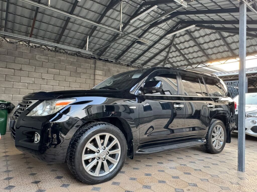 Lexus LX: 2008 г., 5.7 л, Автомат, Газ, Внедорожник: фото 2