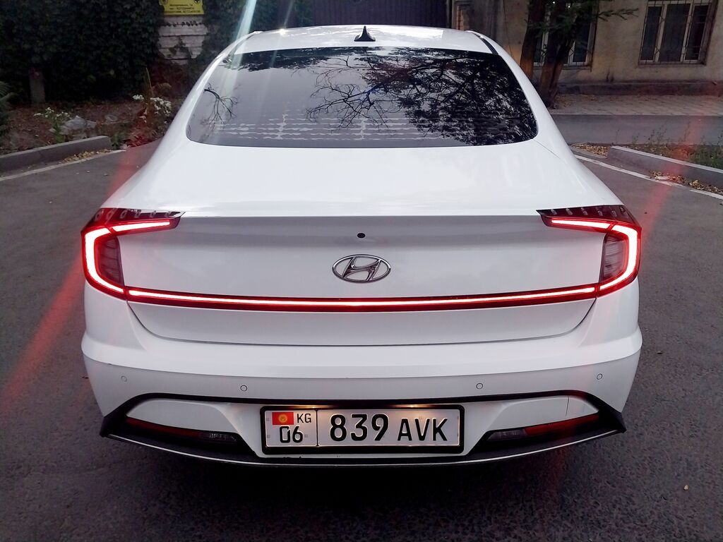 Hyundai Sonata: 2019 г., 2 л, Автомат, Бензин, Седан: фото 2