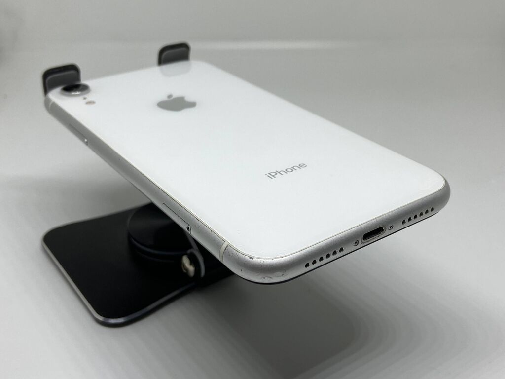 IPhone Xr, Б/у, 128 ГБ, Белый, Чехол, 77 %: фото 5