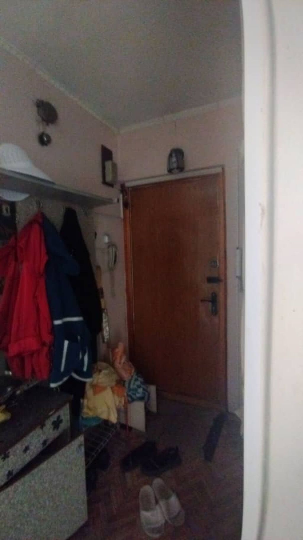 3 комнаты, 58 м², 7 мкр 104 серия, 3 этаж, Требуется ремонт: фото 3