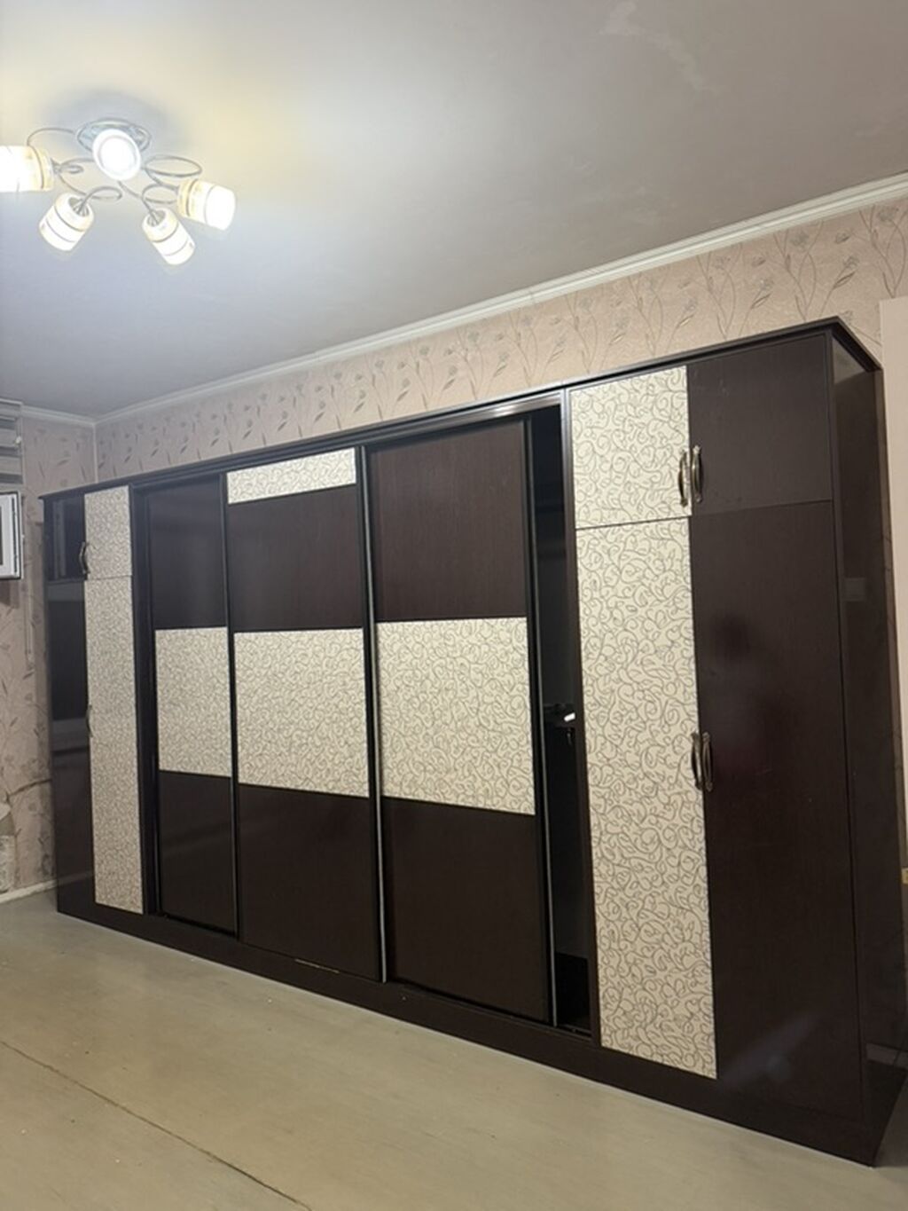 Большой модульный шкаф-купе с распашными секциями - Тип — фото 2