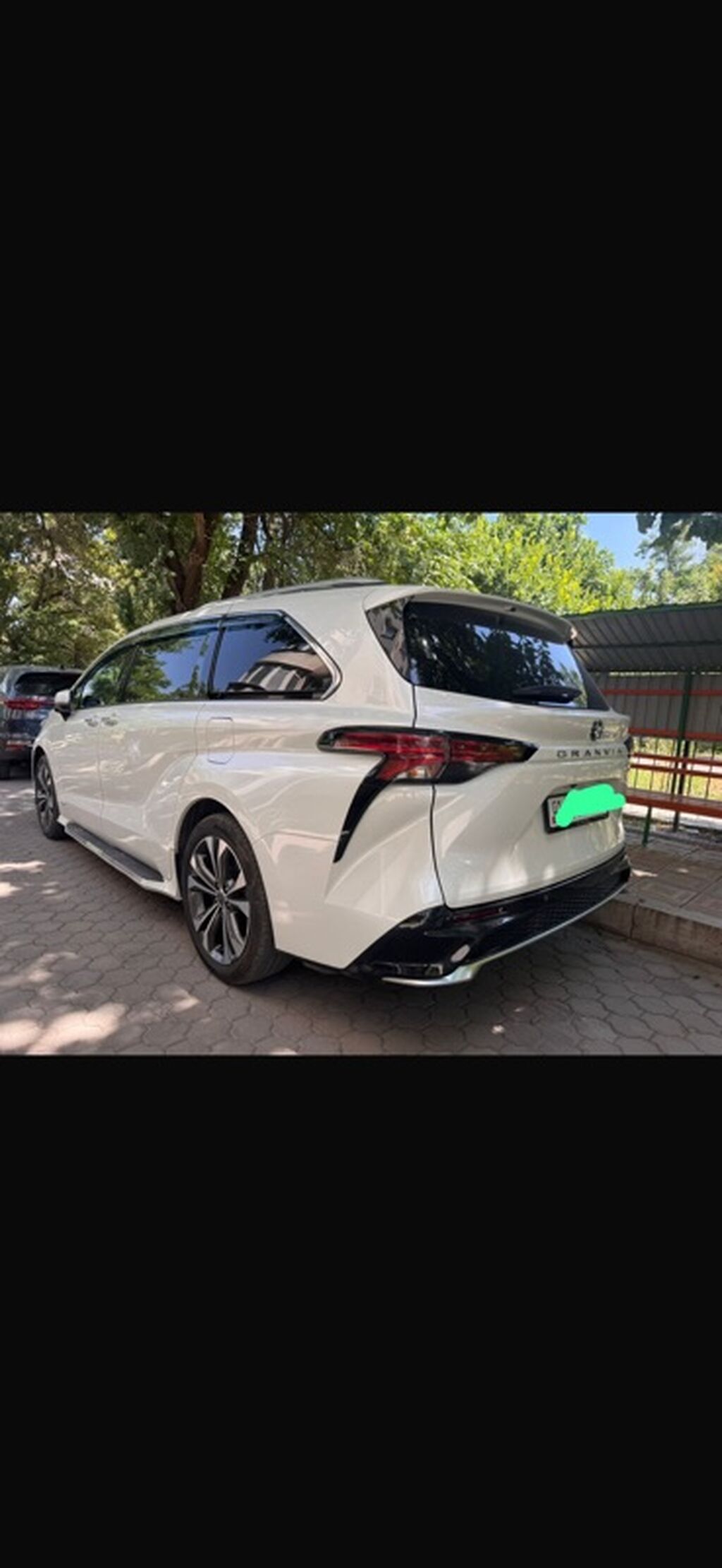 Toyota Granvia: 2024 г., 2 л, Автомат, Гибрид, Минивэн: фото 6