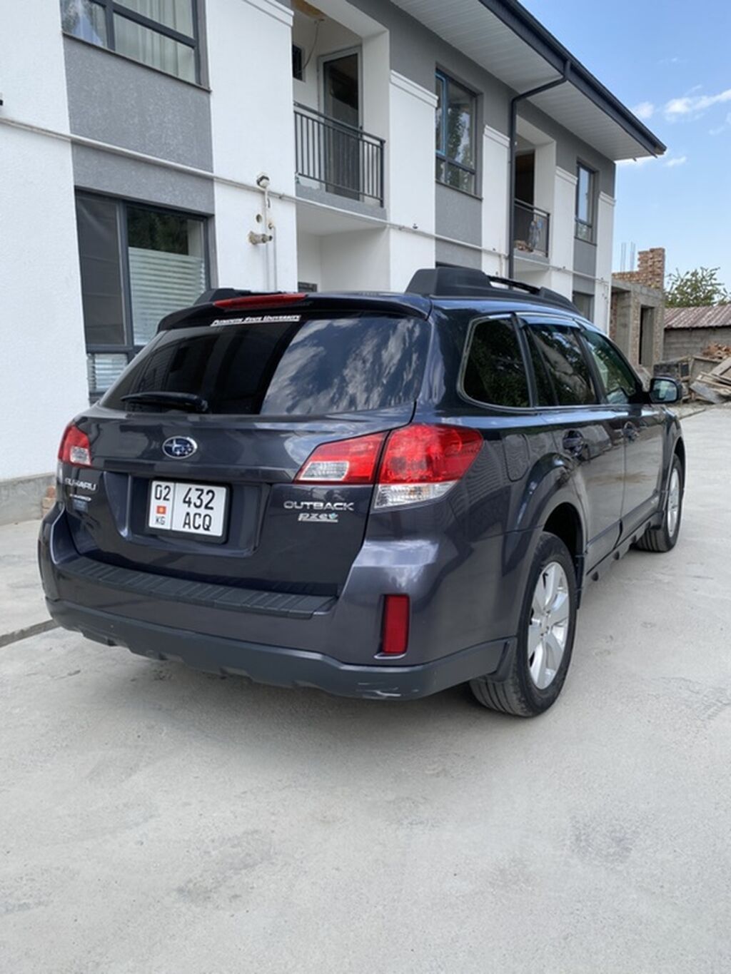 Subaru Outback: 2010 г., 2.5 л, Автомат, Бензин, Универсал: фото 4