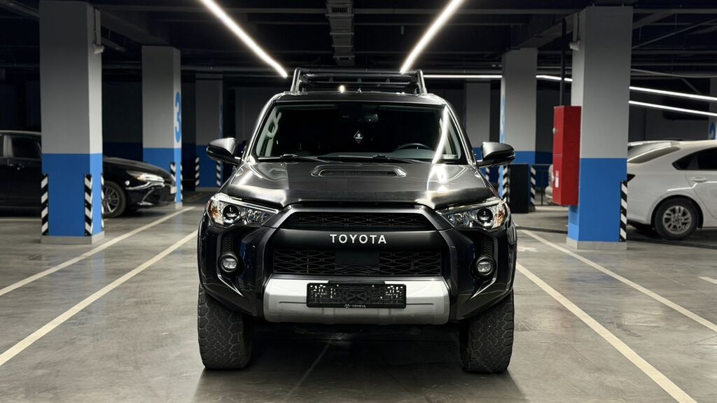 Toyota 4Runner: 2021 г., 4 л, Бензин, Внедорожник: фото 7