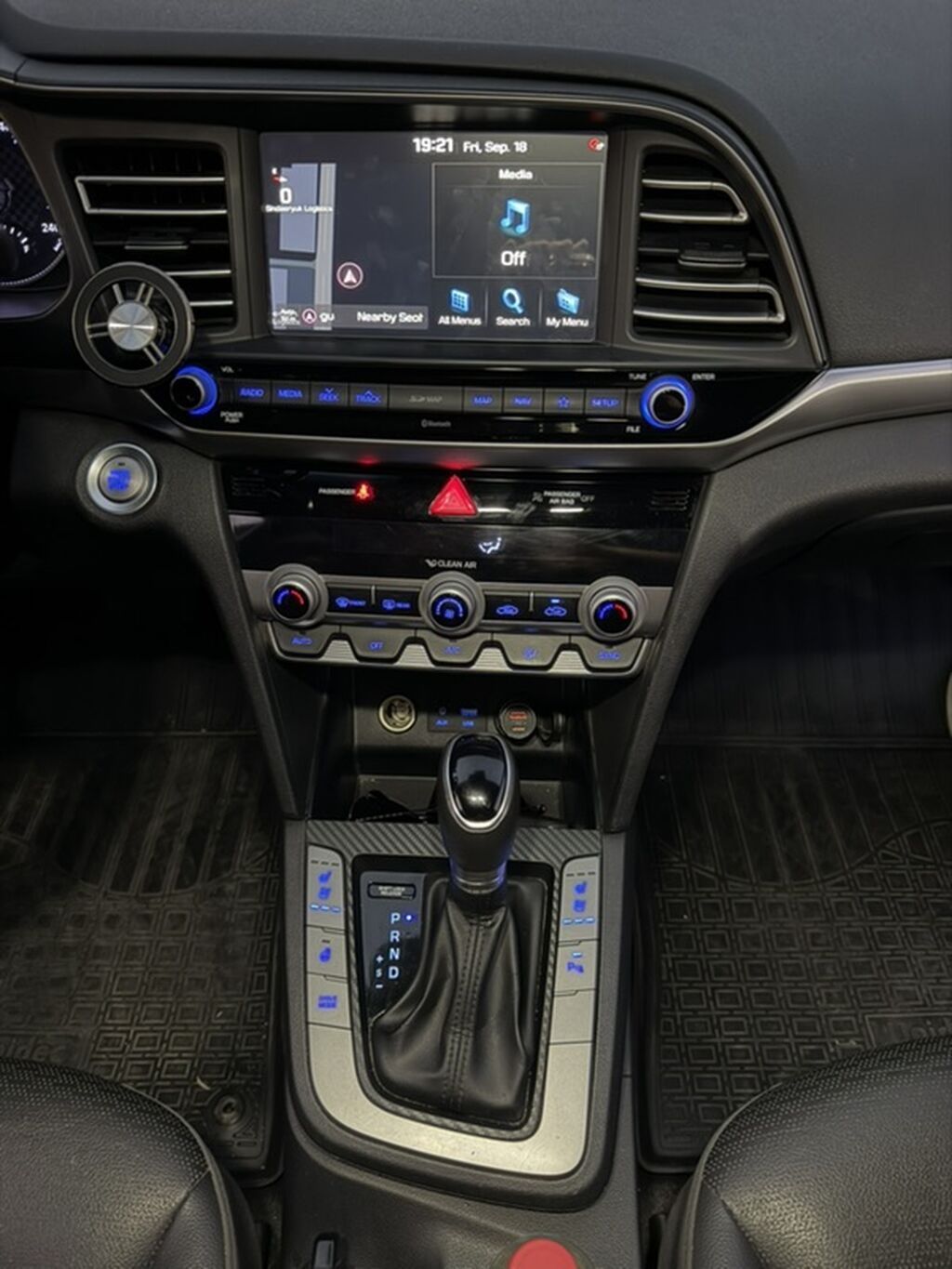 Hyundai Avante: 2019 г., 1.6 л, Автомат, Бензин, Седан: фото 8
