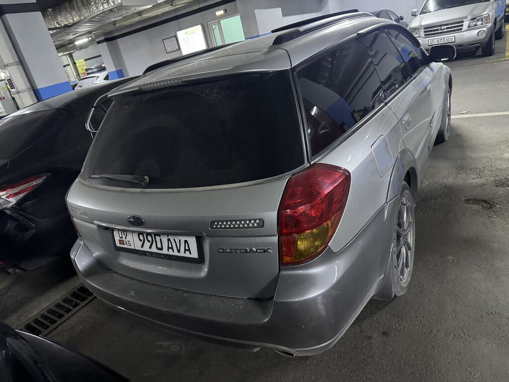 Subaru Outback: 2003 г., 3 л, Автомат, Газ, Универсал: фото 5