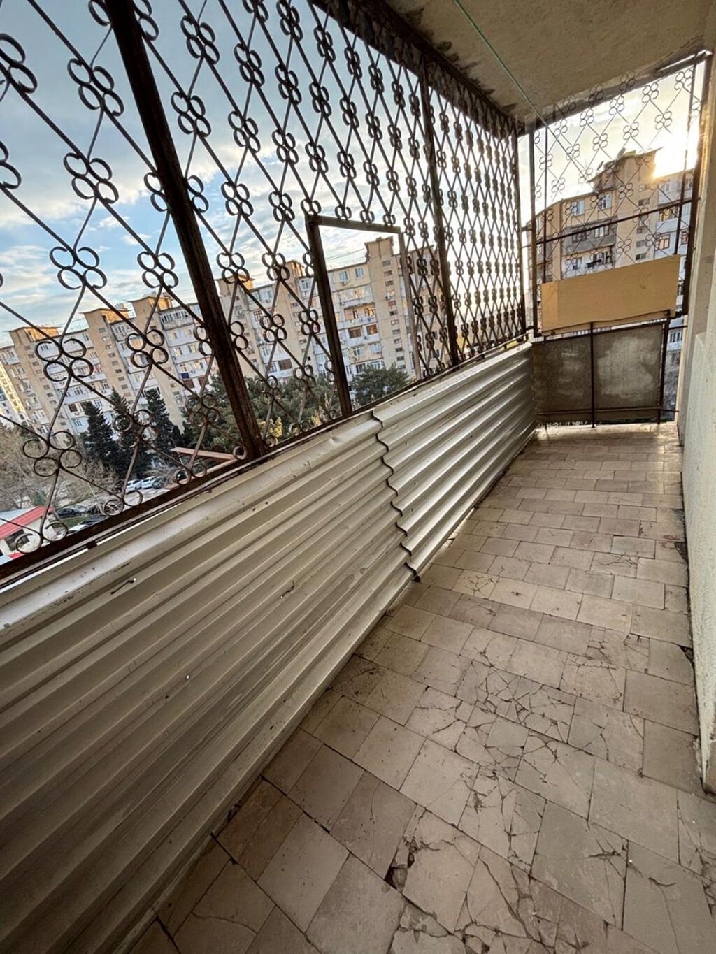 Продаётся 1-комнатная квартира в старом фонде, Həzi Aslanov, 40 м², 102 000 AZN, фото 3 / 8