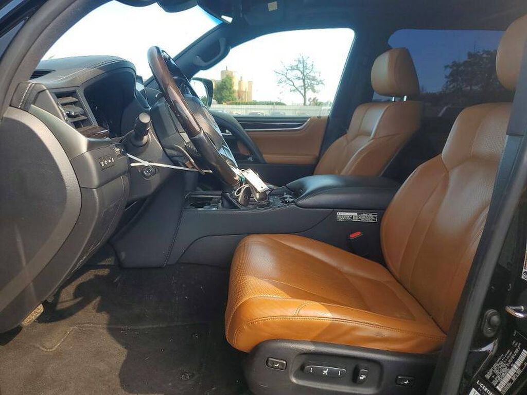 Lexus LX: 2021 г., 5.7 л, Автомат, Бензин: фото 8